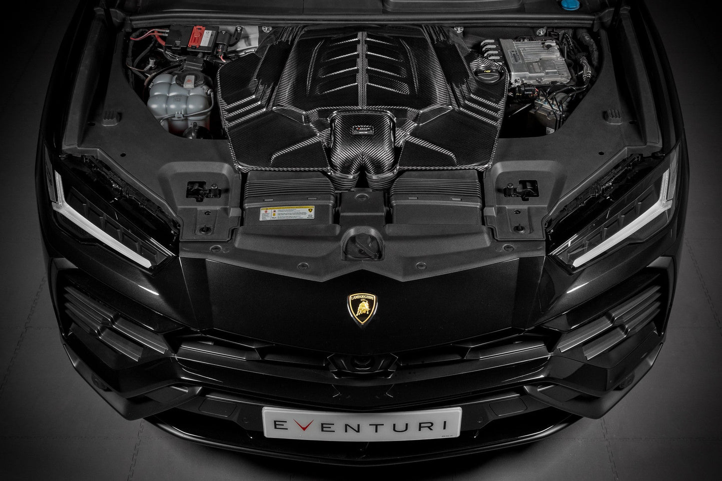 Eventuri Gloss Carbon Intake Kit for Lamborghini Urus 2019+