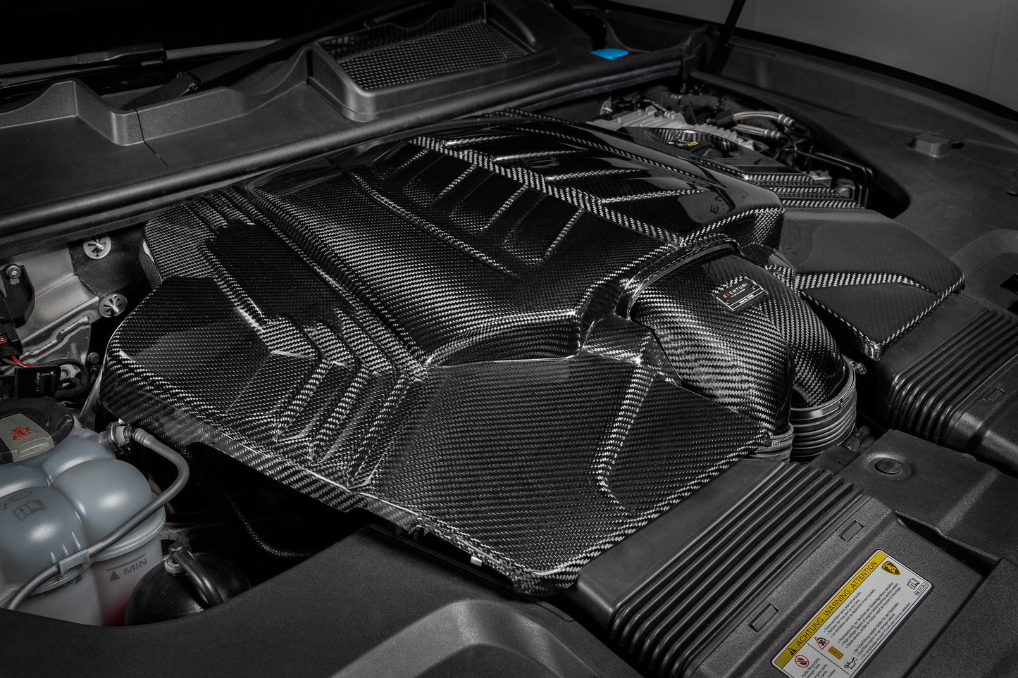 Eventuri Gloss Carbon Intake Kit for Porsche Cayenne Turbo 2020+